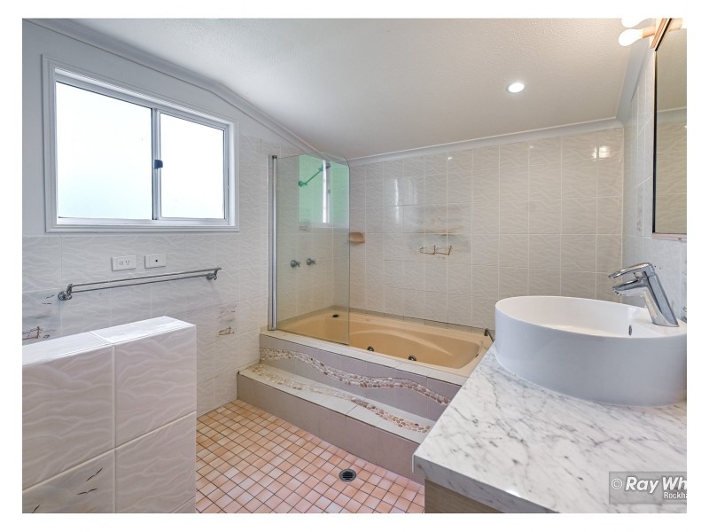 66 McKelligett Street, Wandal QLD 4700