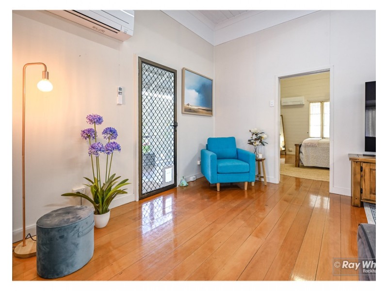 1 Menkin Place, Frenchville QLD 4701