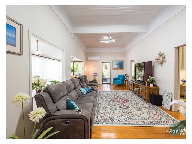 1 Menkin Place, Frenchville QLD 4701
