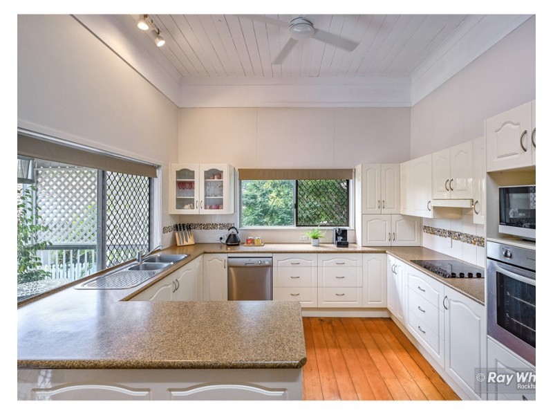 1 Menkin Place, Frenchville QLD 4701