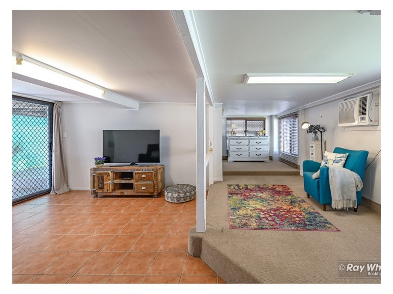 1 Menkin Place, Frenchville QLD 4701