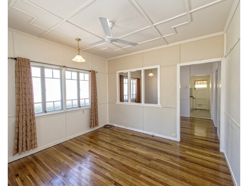 24 Eton Street, West Rockhampton QLD 4700