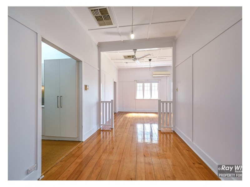 24 Kellow Street, The Range QLD 4700