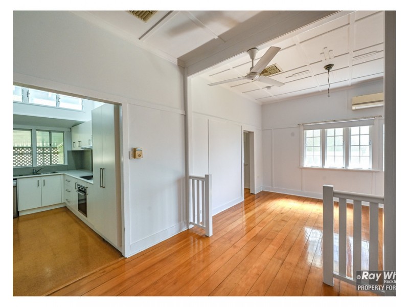 24 Kellow Street, The Range QLD 4700