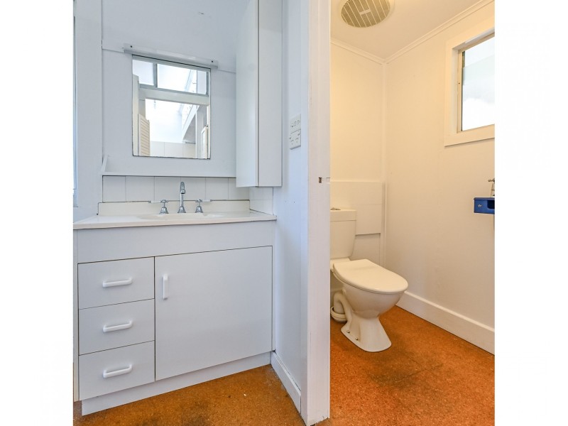 24 Kellow Street, The Range QLD 4700