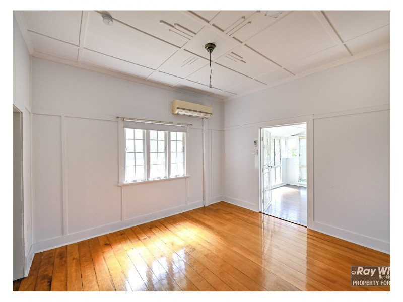 24 Kellow Street, The Range QLD 4700