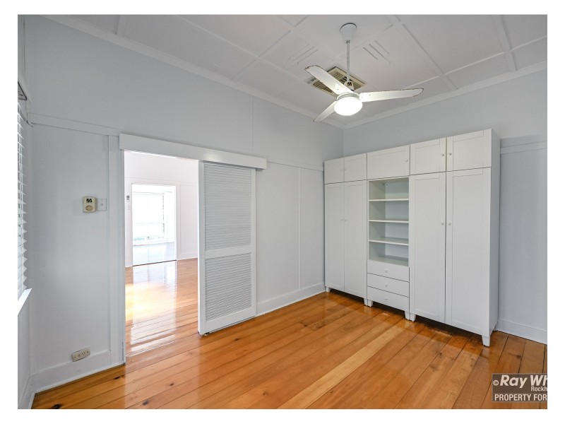 24 Kellow Street, The Range QLD 4700