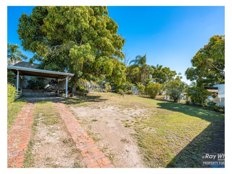 24 Kellow Street, The Range QLD 4700
