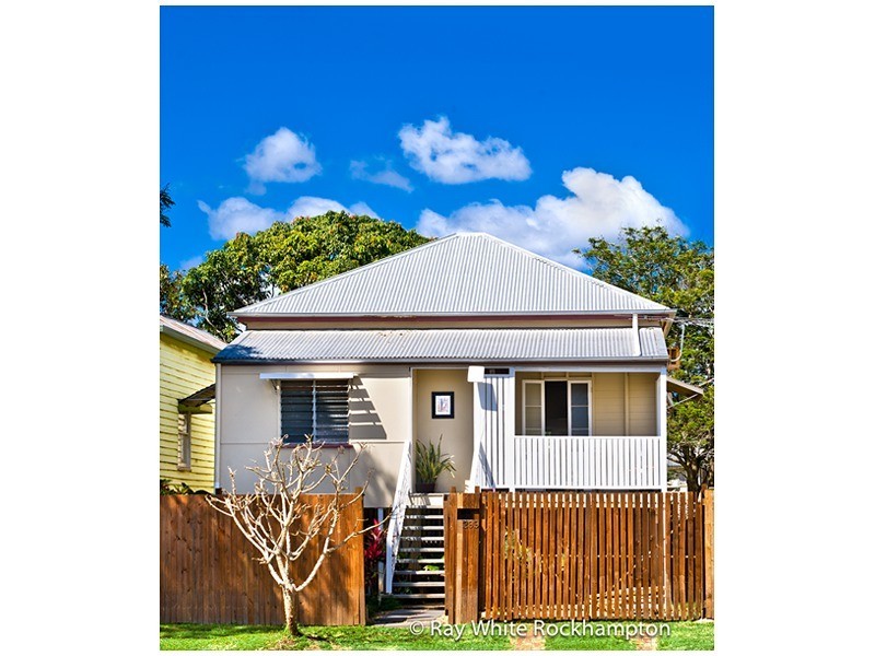 299 East Street, Depot Hill QLD 4700