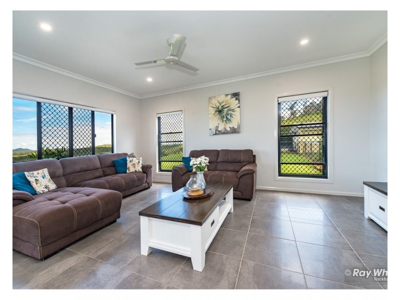 59 Venture Road, Mount Chalmers QLD 4702