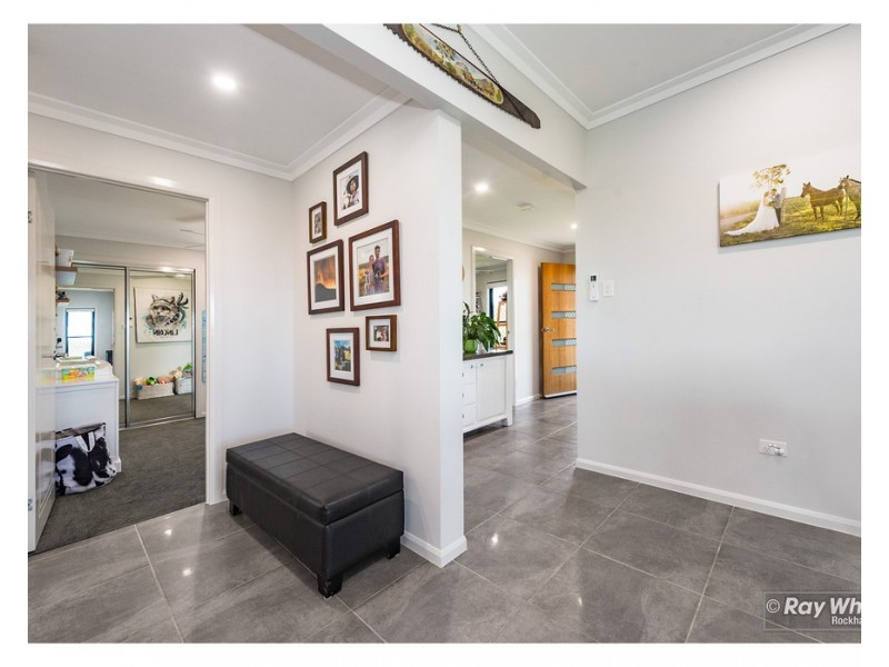 59 Venture Road, Mount Chalmers QLD 4702