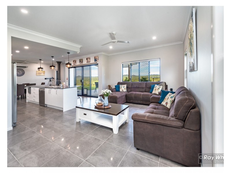 59 Venture Road, Mount Chalmers QLD 4702
