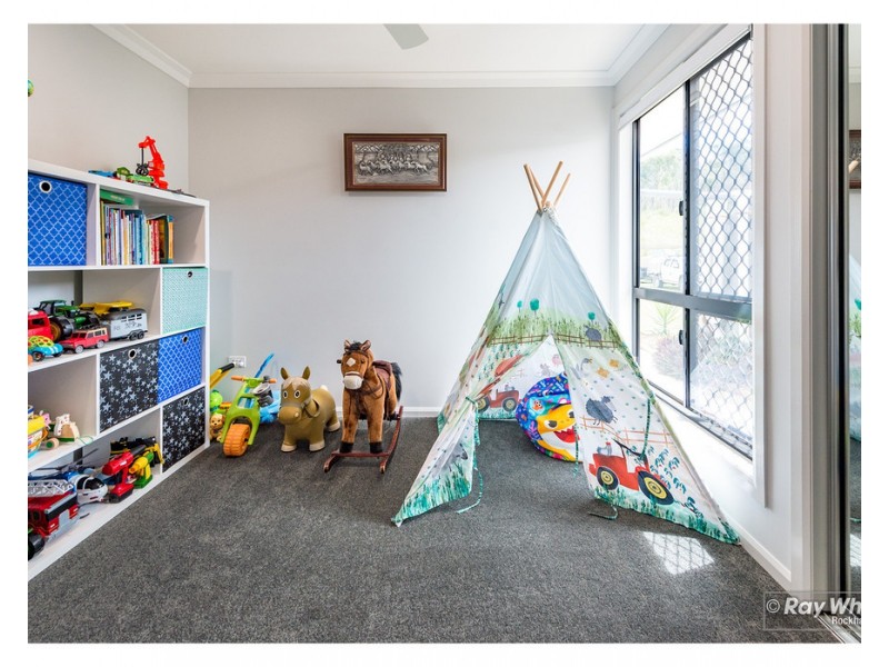 59 Venture Road, Mount Chalmers QLD 4702