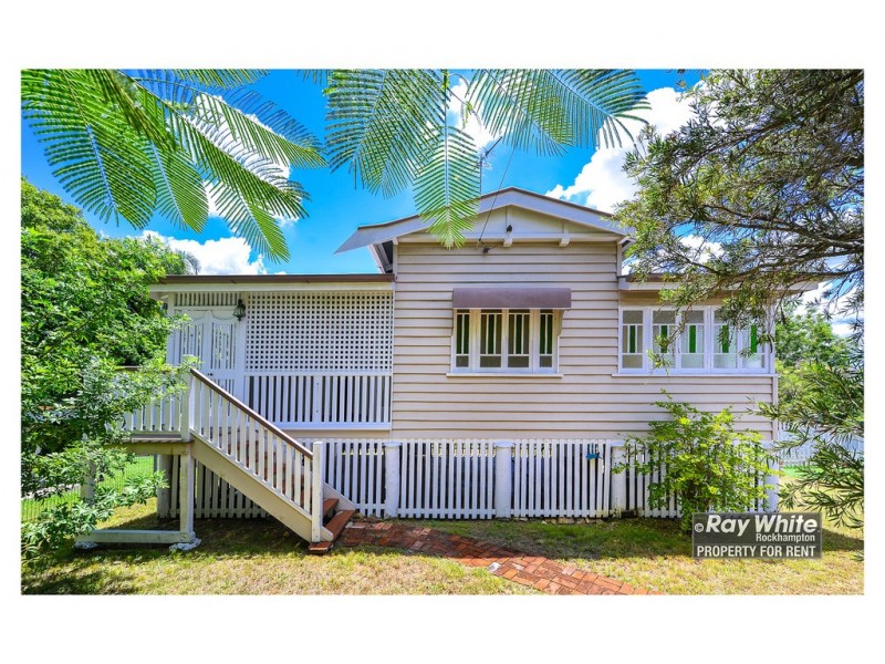 8 Dobbs Street, The Range QLD 4700