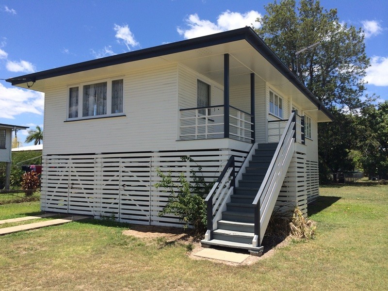 64 Alexandra Street, Park Avenue QLD 4701