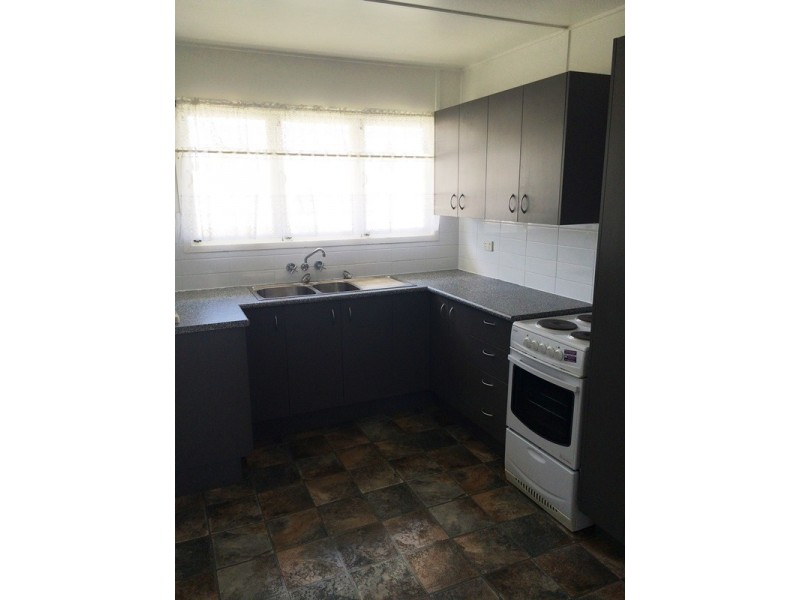 64 Alexandra Street, Park Avenue QLD 4701