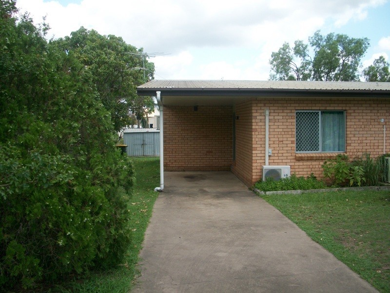 1/235 Farm Street, Kawana QLD 4701