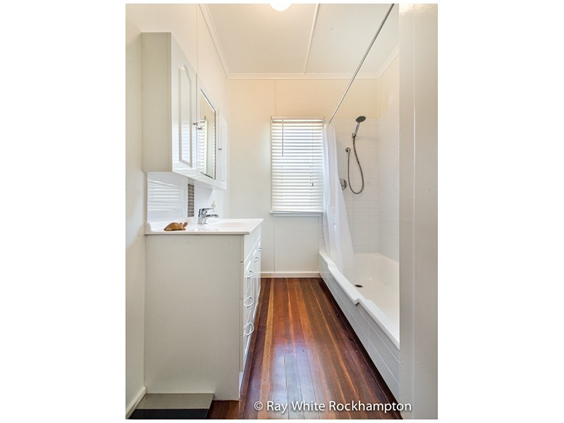 261 Georgeson Street, Berserker QLD 4701