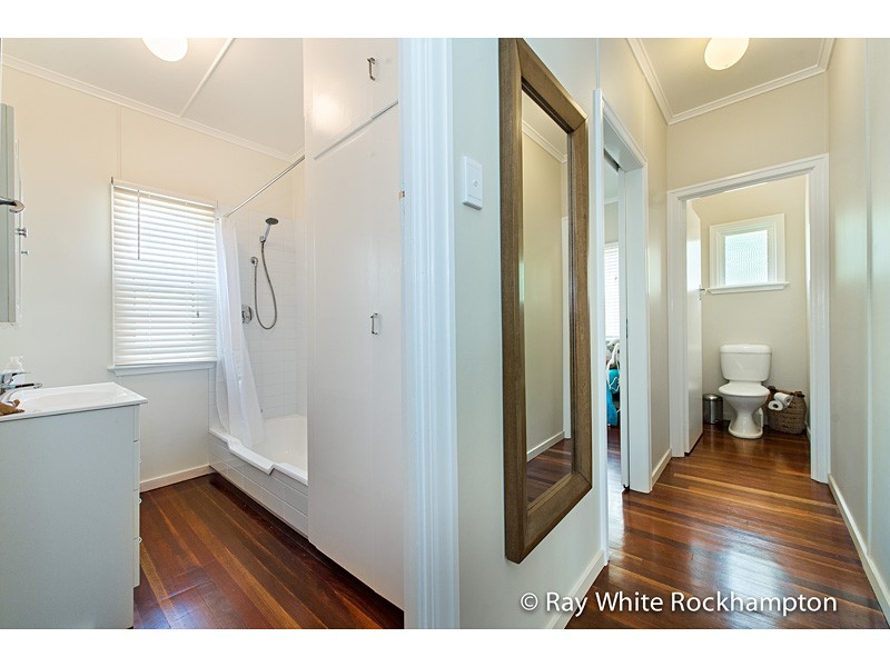 261 Georgeson Street, Berserker QLD 4701