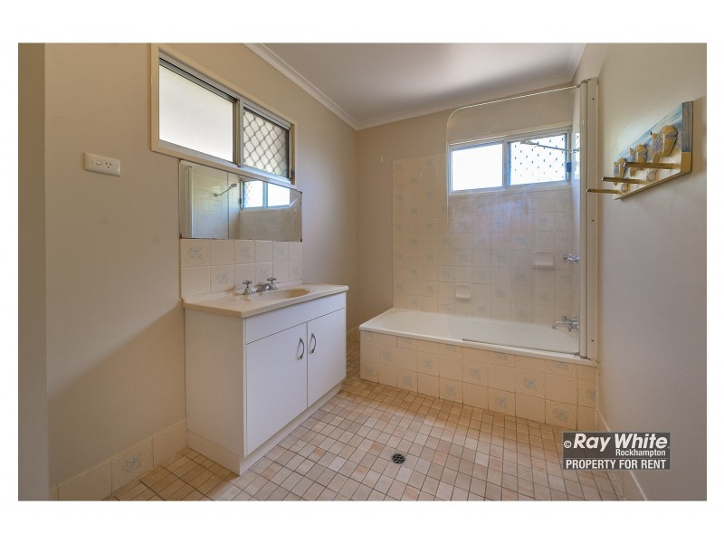 420 Thozet Road, Frenchville QLD 4701