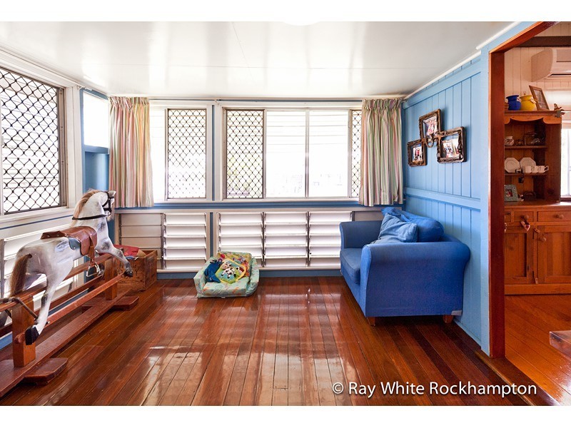 72 Haynes Street, Park Avenue QLD 4701