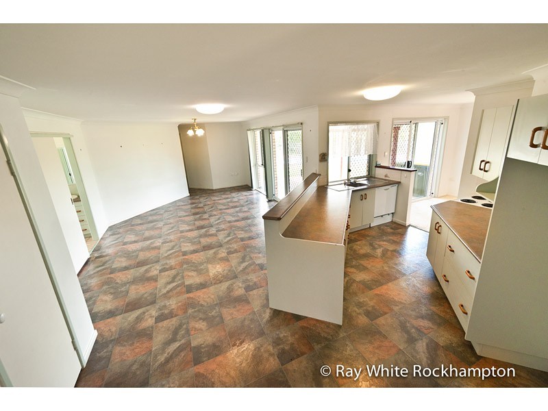 31 Strelow Avenue, Glenlee QLD 4711