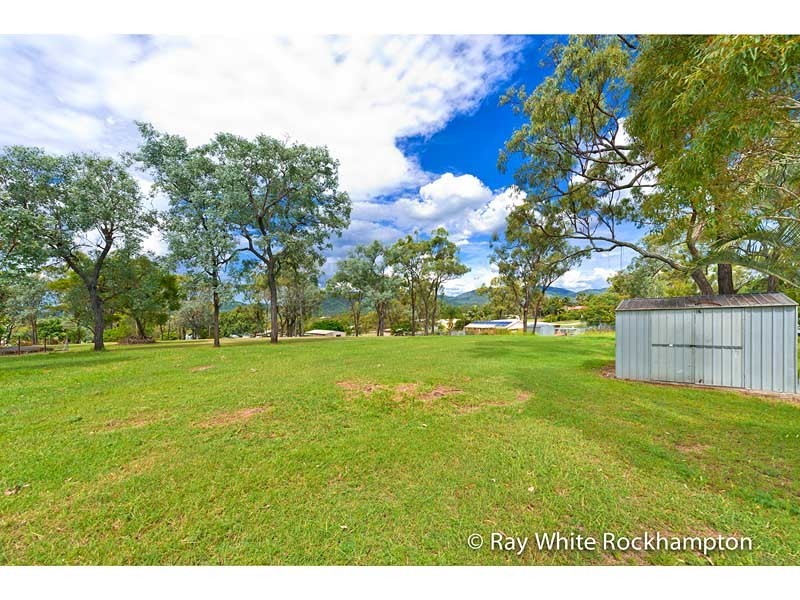 31 Strelow Avenue, Glenlee QLD 4711