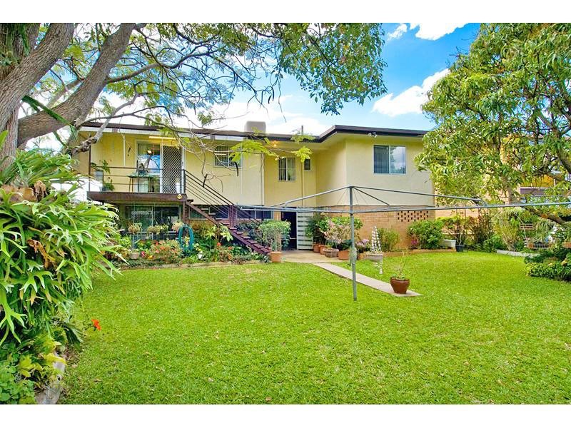 232 Flowers Avenue, Frenchville QLD 4701