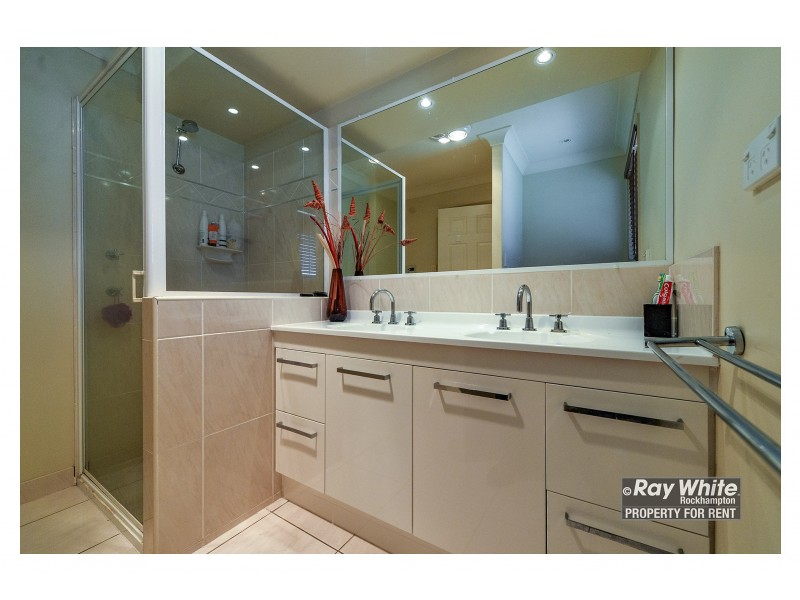 5 Annie Close, Gracemere QLD 4702