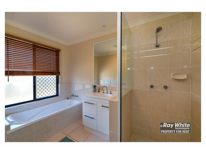 5 Annie Close, Gracemere QLD 4702