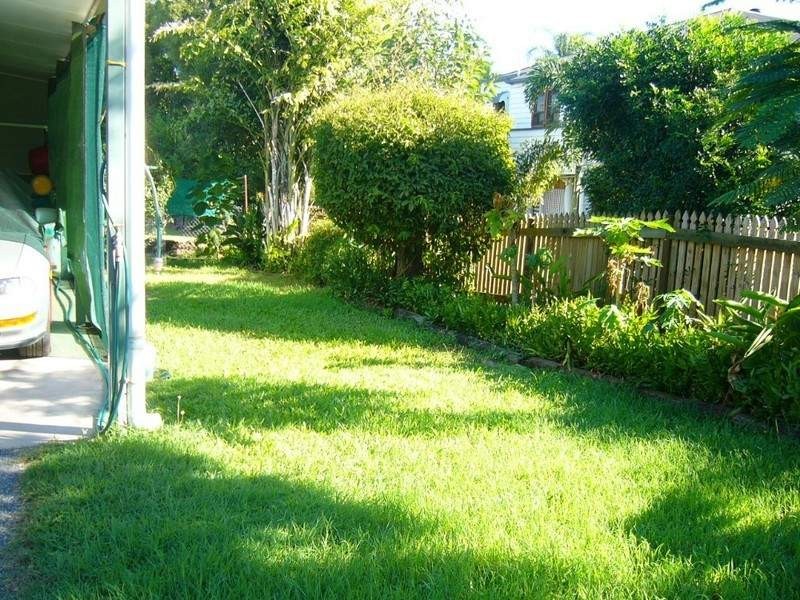 94 Robinson Street, Frenchville QLD 4701