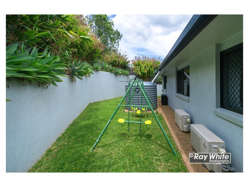 10 Kilkenny Court, Kawana QLD 4701