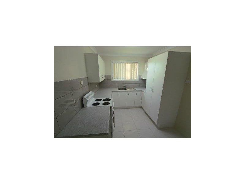 2/42 Wandal Road, Wandal QLD 4700