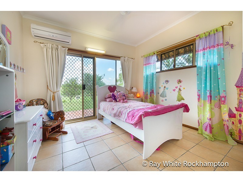 41 Angela Road, Rockyview QLD 4701