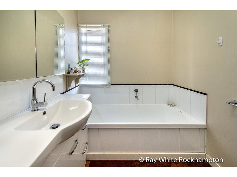 22 Knutsford Street, Wandal QLD 4700