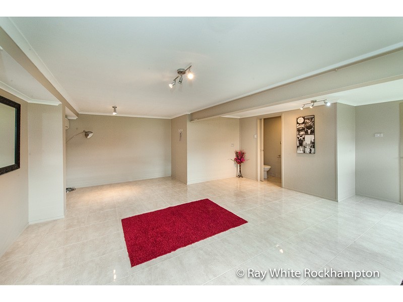 29 Wackford Street, Park Avenue QLD 4701