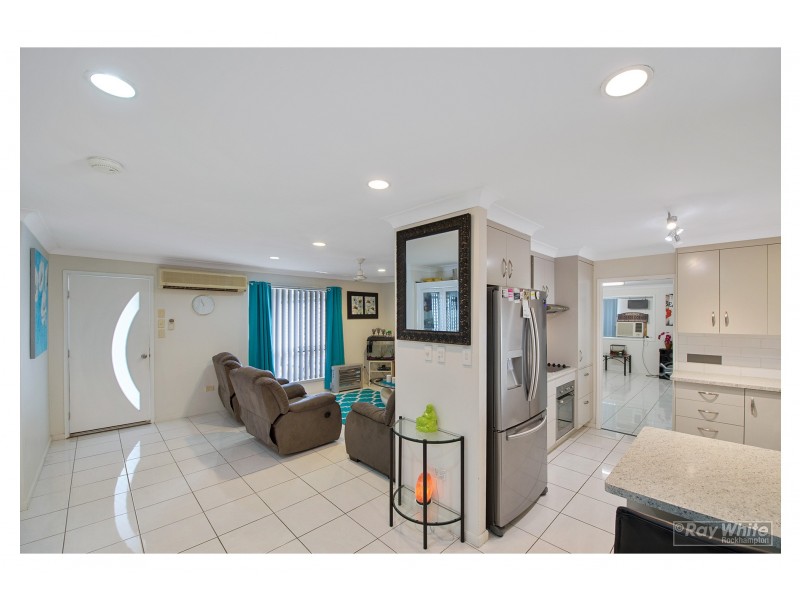 23 Van Haeren Street, Kawana QLD 4701