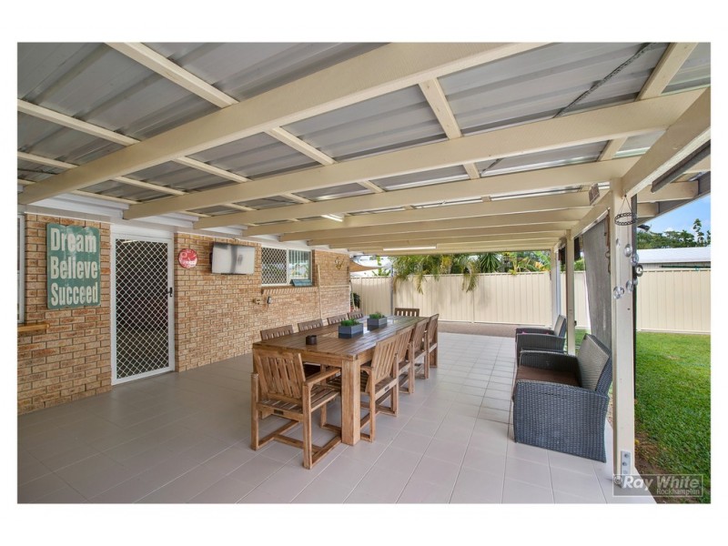 23 Van Haeren Street, Kawana QLD 4701