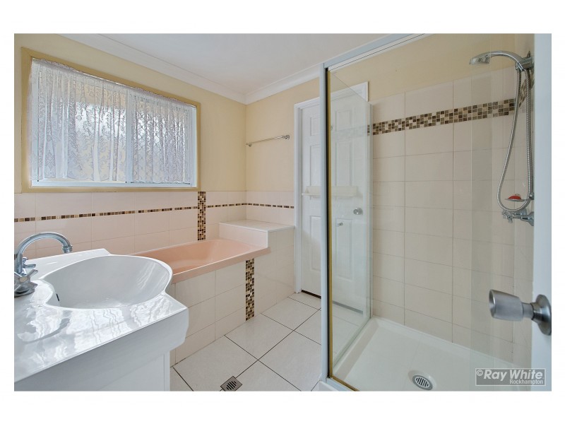 23 Van Haeren Street, Kawana QLD 4701