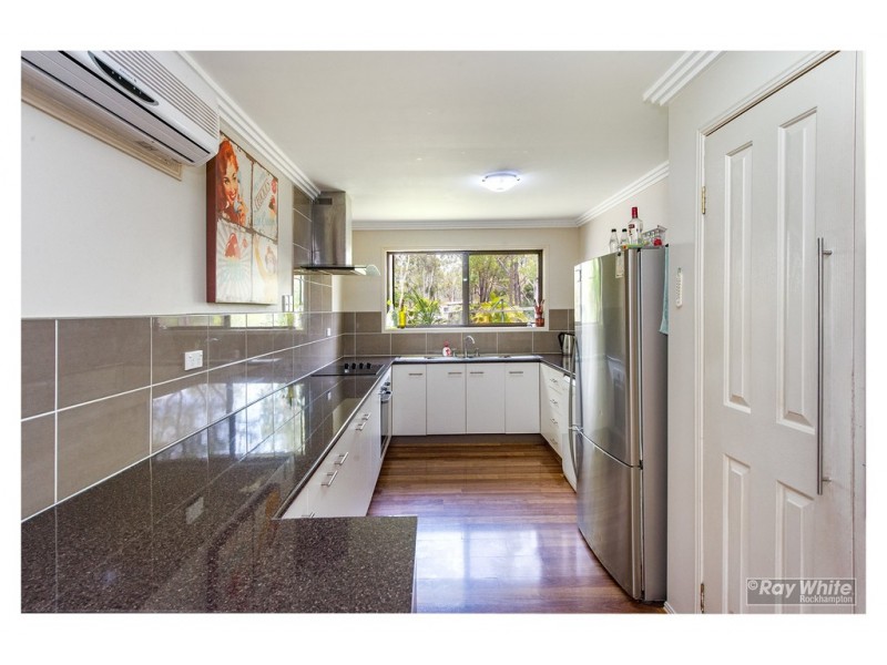 63000 Bruce Highway, Etna Creek QLD 4702