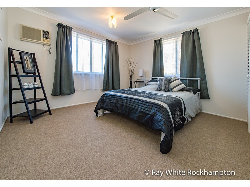 323 Warnock Street, Koongal QLD 4701