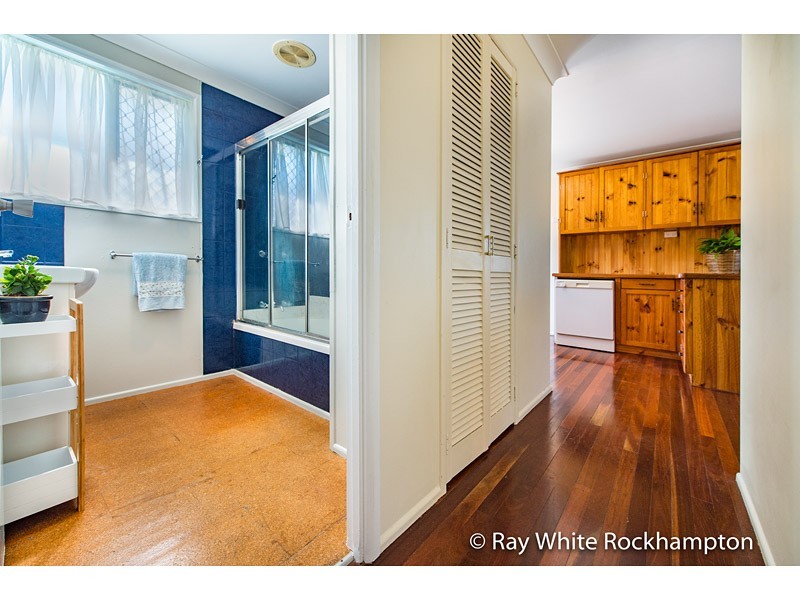 323 Warnock Street, Koongal QLD 4701