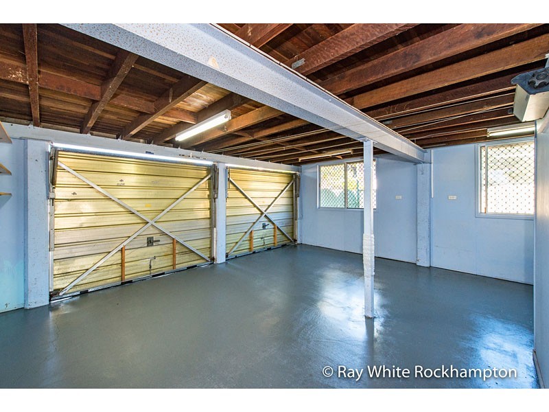 323 Warnock Street, Koongal QLD 4701