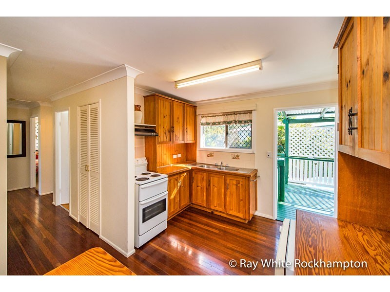 323 Warnock Street, Koongal QLD 4701