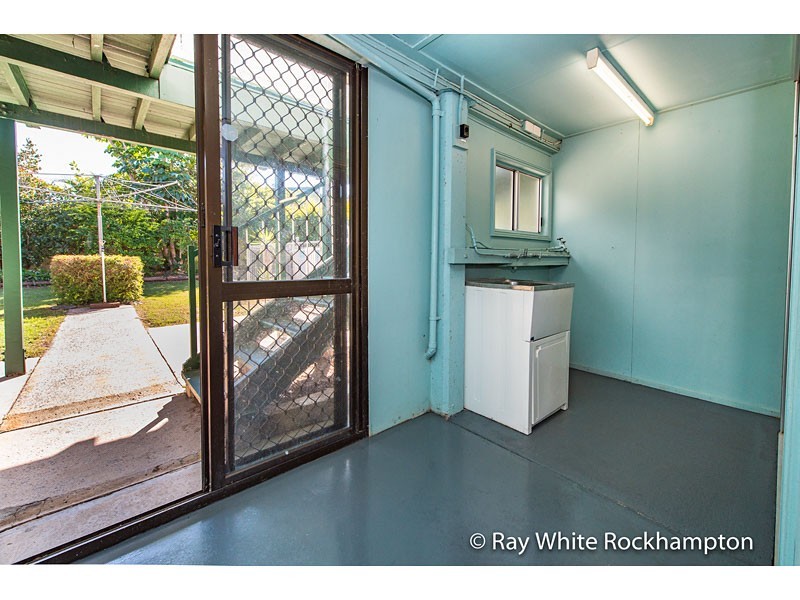 323 Warnock Street, Koongal QLD 4701