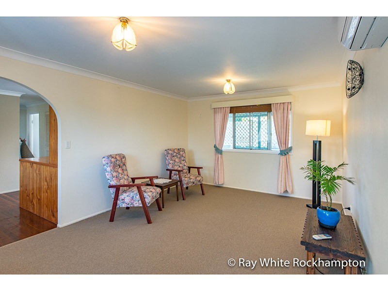 323 Warnock Street, Koongal QLD 4701