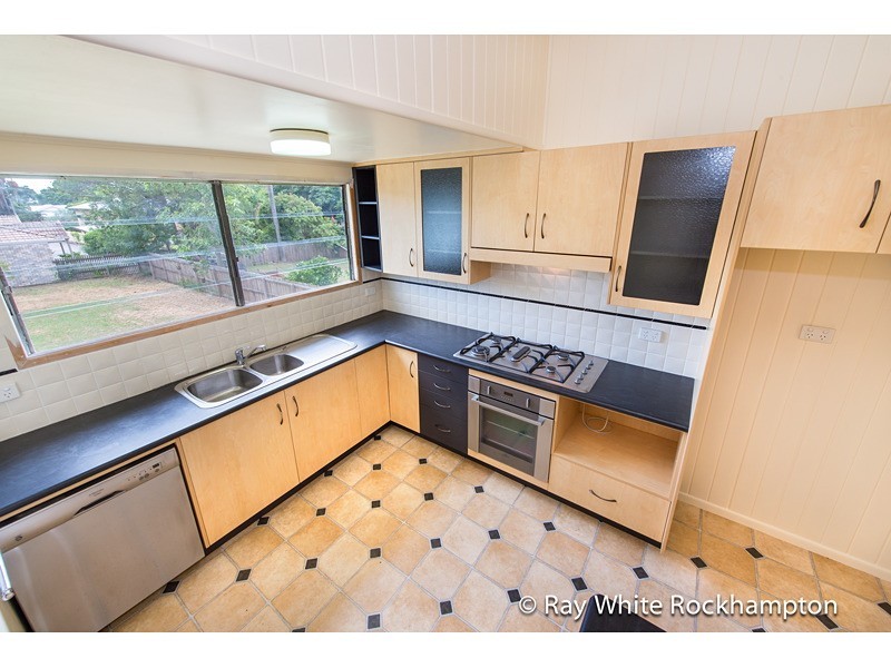 16 Palmer Street, Allenstown QLD 4700