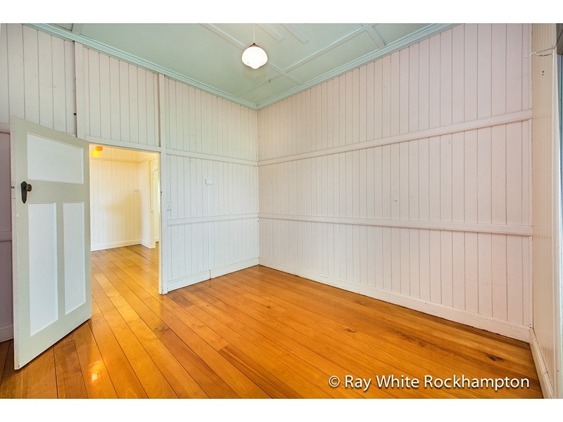 16 Palmer Street, Allenstown QLD 4700