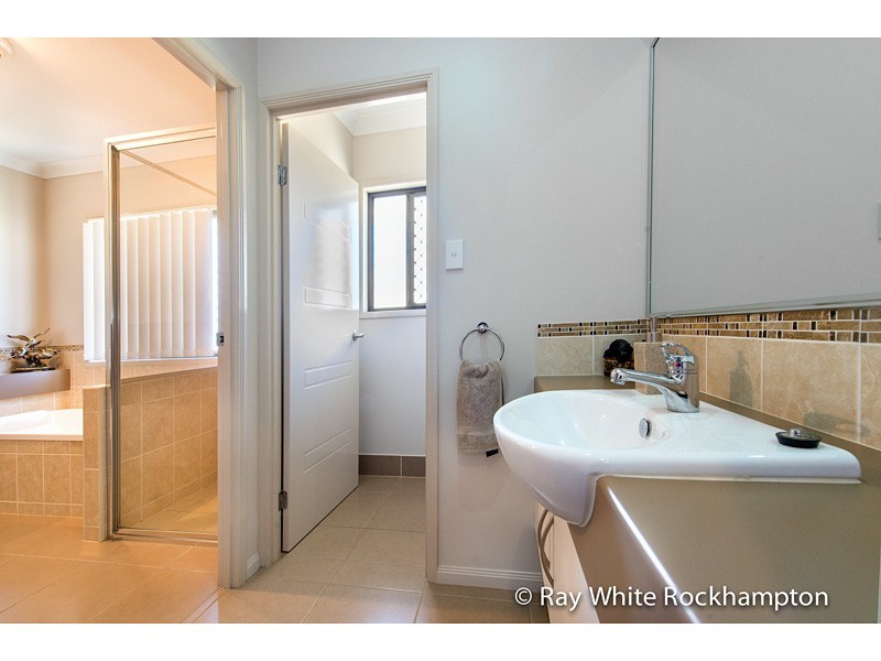 6 Inverary Way, Rockyview QLD 4701