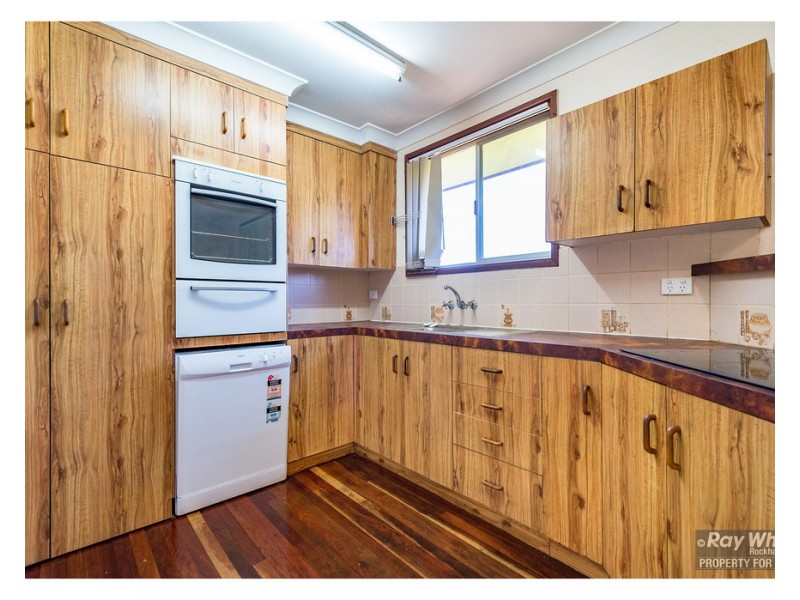 14 Wentworth Terrace, The Range QLD 4700